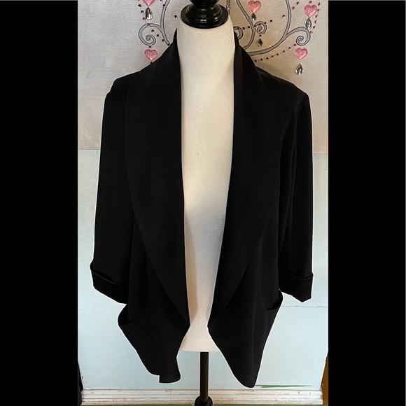 Wilfred Chevalier Jacket with Satin Lapels - Picture 3 of 11